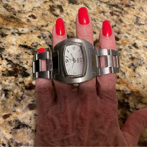 NEW WITHOUT TAGS MEN”S FIGARO MILANO STAINLESS STEEL QUARTS WATCH - Picture 10 of 12